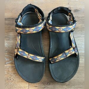 Teva Hurricane XLT 2 Sandals Women 5.5 Hiking Outdoor Walking  Granola Girl Boho